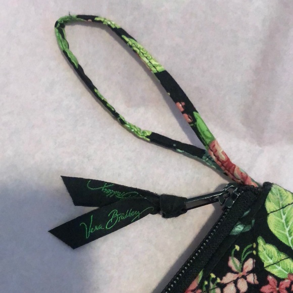 Vera Bradley Wallet/Wristlet - Picture 2 of 8
